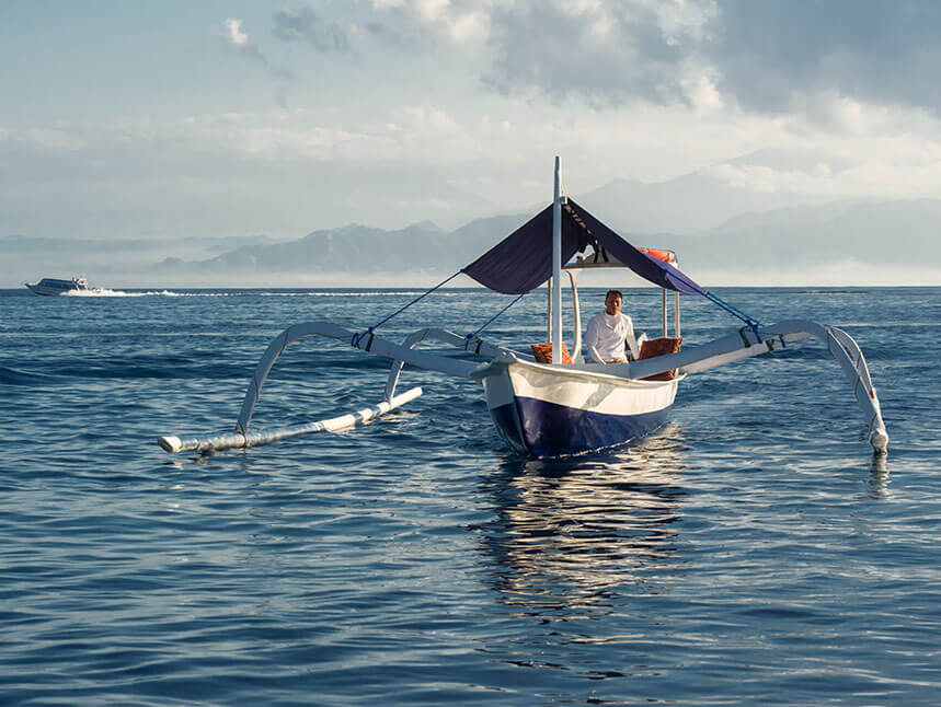 Voyage - Balinese jukung boat